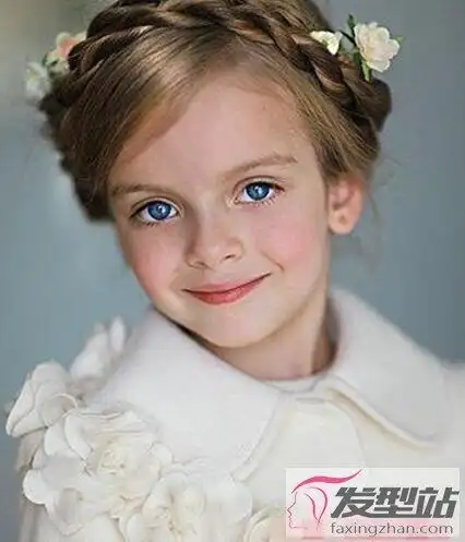 儿童盘发如何扎 简约优雅做小公主--菜鸟教程(sms580.com)