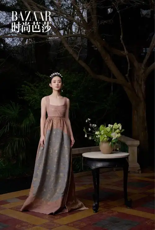 赵丽颖时尚芭莎五月封面