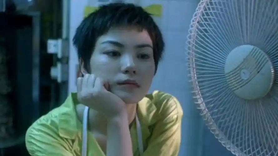 王菲《执迷不悔》,天籁般的声音总是令人百听不厌