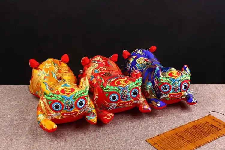 2022新款老虎头枕头新生儿布老虎双头传统民俗手工虎头枕婴儿满月抓周