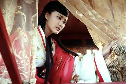 张歆艺古装造型受好评