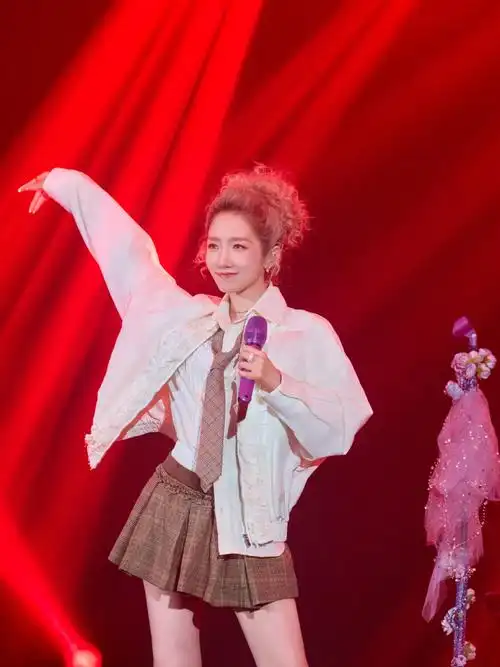 孟美岐2024夏日岐遇音乐会