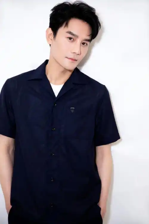 王凯0818生日快乐