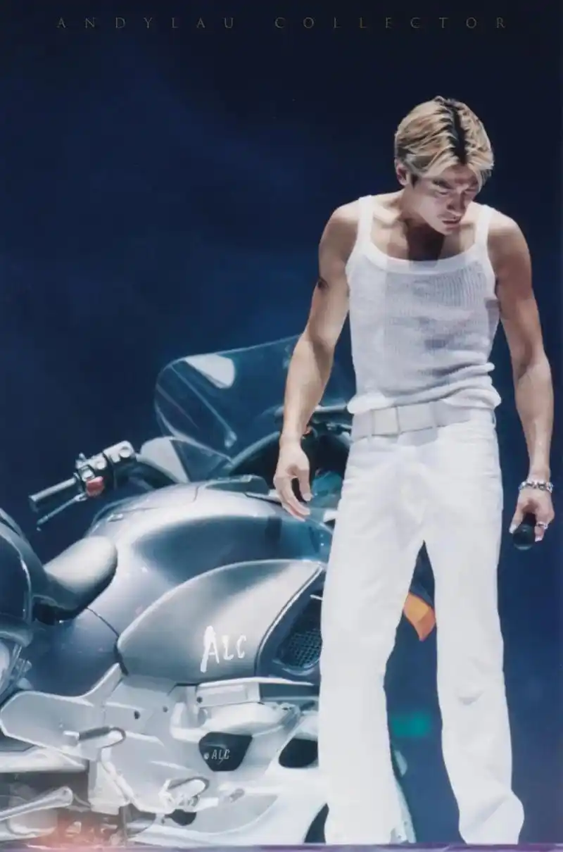 刘德华 #男神 #演唱会 - 抖音