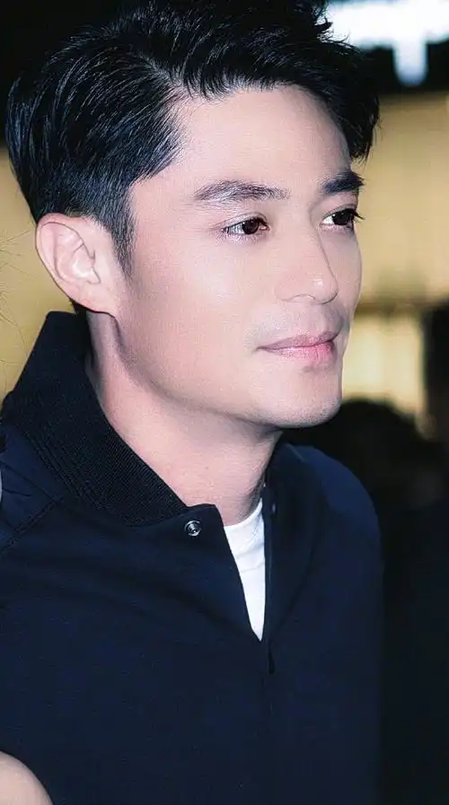 眼睛# 霍建华脸上什么地方最令你怦然心动,眼睛,嘴唇,眼睫毛还是鼻子?