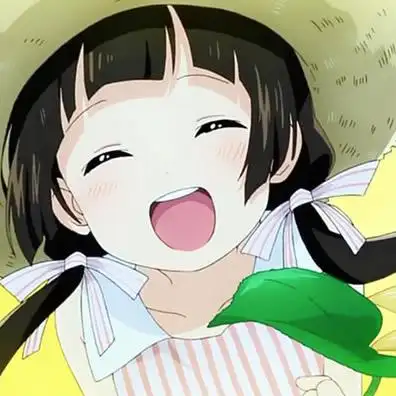 草帽女孩开心笑