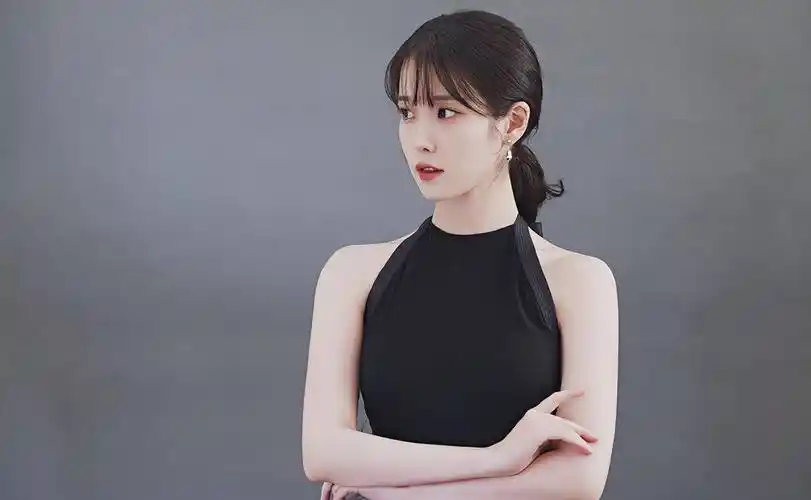 国民妹妹李知恩的写真美照:甜美可爱,清纯可人_魅力_形象_衣服