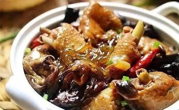 这辈子都吃不够的东北十大炖菜!杠杠的东北的味道!_土豆_什么_萝卜