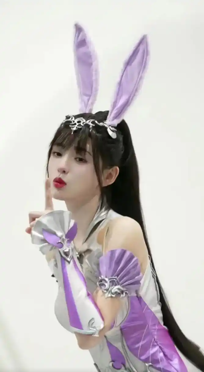 《斗罗大陆》真人版小舞,非她莫属!