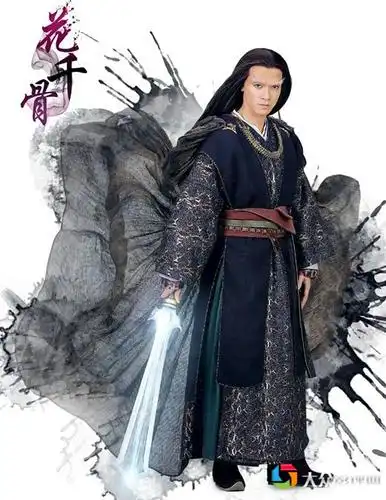 《花千骨》收视破三 马可率六界美男秀胸肌