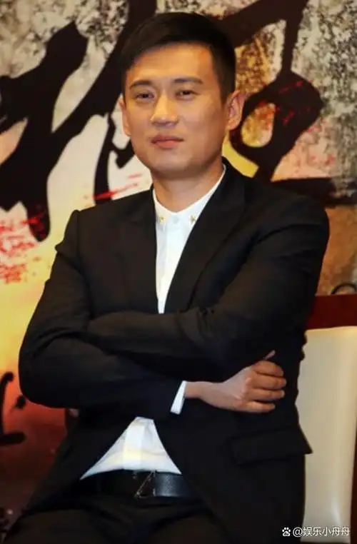 演员徐洪浩:比妻子大10岁,戏里演父女,戏外幸福恩爱令人羡慕