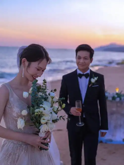 在三亚拍的婚纱照