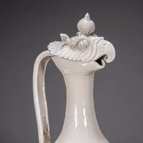 宋代定窑凤首壶