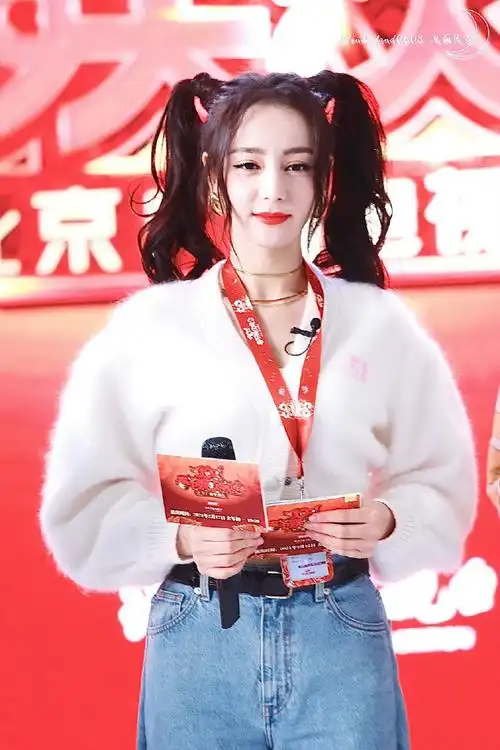 迪丽热巴张凌赫 艺术生和理工男