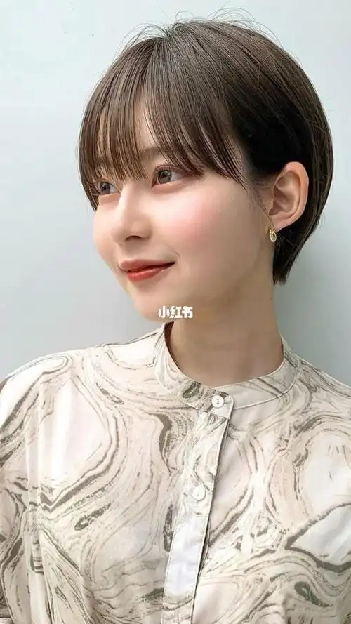 女生超短发打理齐耳短发日系短发