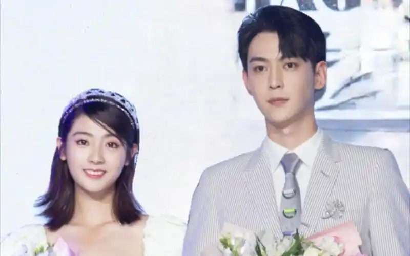 菲龙在天邢菲唐晓天大地直播糖点cut