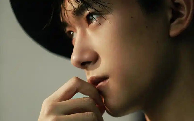 易烊千玺,帅气,清新,电脑壁纸,壁纸追风少年易烊千玺