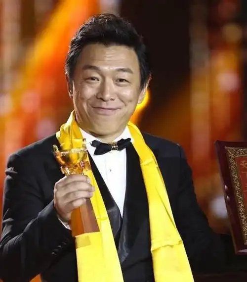 回顾黄渤林志玲曾当众对我表白但余生绝不辜负20岁跟了我的丑妻