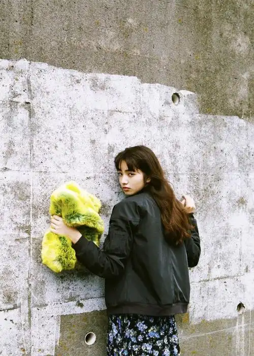 美女明星日本美女明星小松菜奈ins图片热辣美女文章小虾米