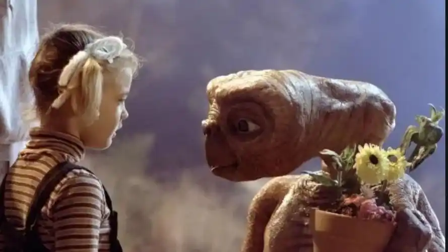 1982年上映,一部堪称最温情的科幻电影《et外星人》