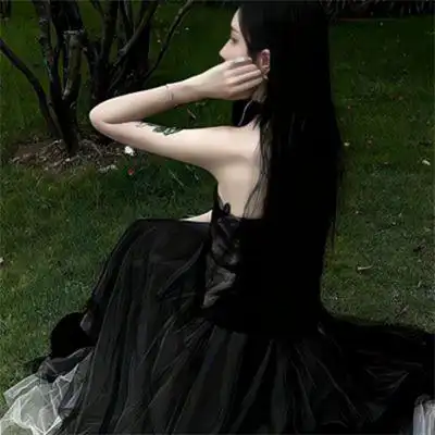 一男一女真人伤感情侣头像图片 不明显小众好看的微信情头合集_情侣