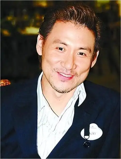 香港老牌男神近照有人七十多岁还神采奕奕有人60岁老态尽显