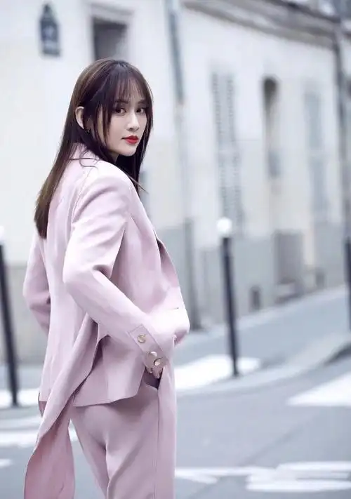 陈乔恩加盟女儿们的恋爱第二季独立爱情观获称赞