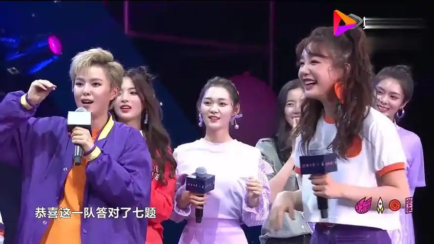 傅菁超甜送粉丝泡芙,徐梦洁怕粉丝冷送袜子