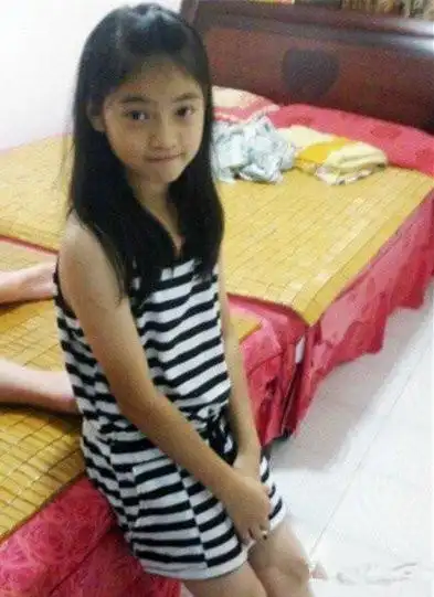 【图】曝李佳宁图片女童星 揭秘其背后的故事