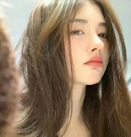 鞠婧祎适合做头像的美图