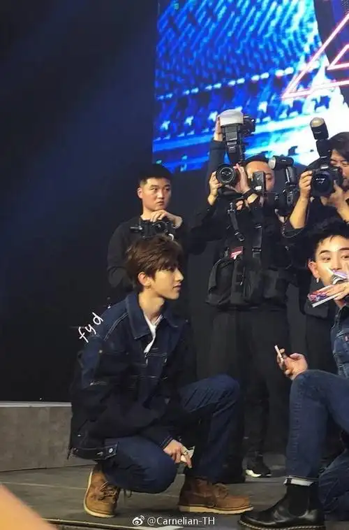 【蔡徐坤】【ikun】