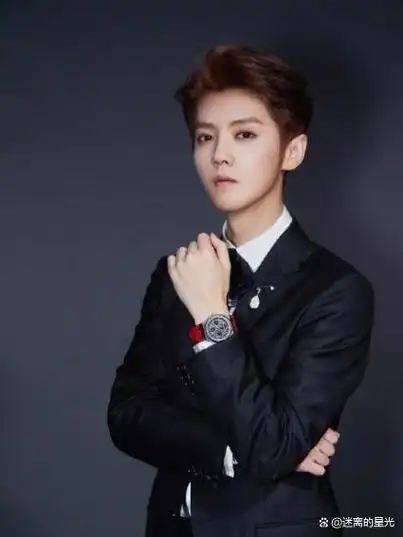 有种成熟叫鹿晗谈恋爱,换"直男刘海"发型后,越来越有男人味