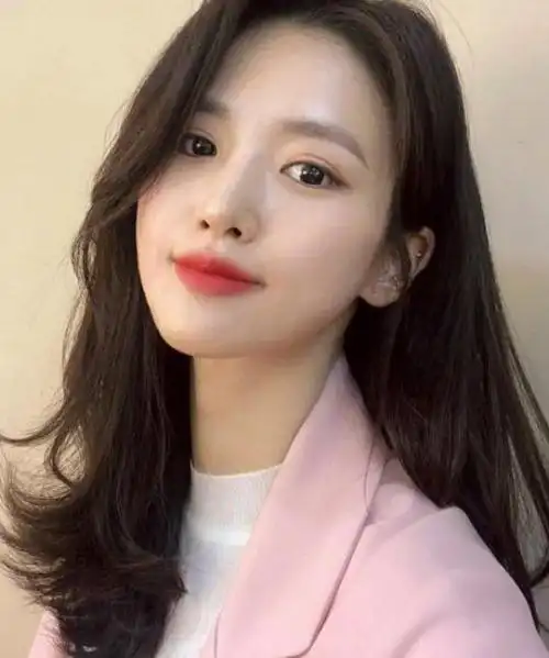 耐看型的女生长相特点耐看型女孩子长相什么样子