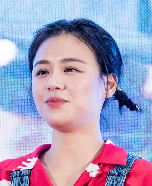 马思纯近照幸福肥了发福明显了更有女人味