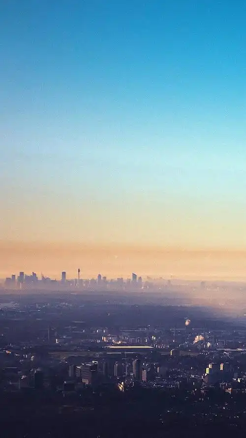 晨雾覆盖在城市iphone 6壁纸,锁屏图片,高清手机壁纸,风景-回车桌面