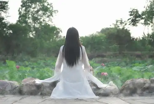 其它 做个清澈的人 写美篇做一个温暖的人,不卑不亢,清澈透明,不计较