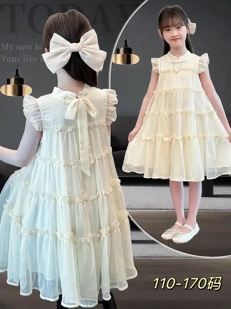 麻麻们～洋气的小裙子女孩子都喜欢,面料柔软亲肤透气,垂感好好,简约