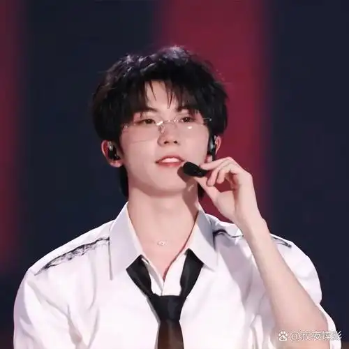 马嘉祺头像 不被定义的风