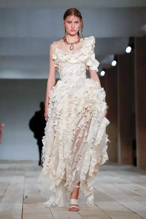 时装周最有看头的一场秀!