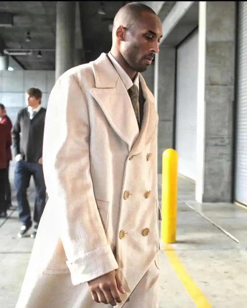 一组科比入场的穿搭!既帅又霸气!今天壁纸分享,入场老大!每天 - 抖音