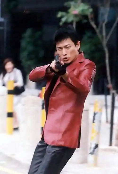 刘德华公开的唯一女友,出书8万字50张彩照揭开他秘密,令人吃惊