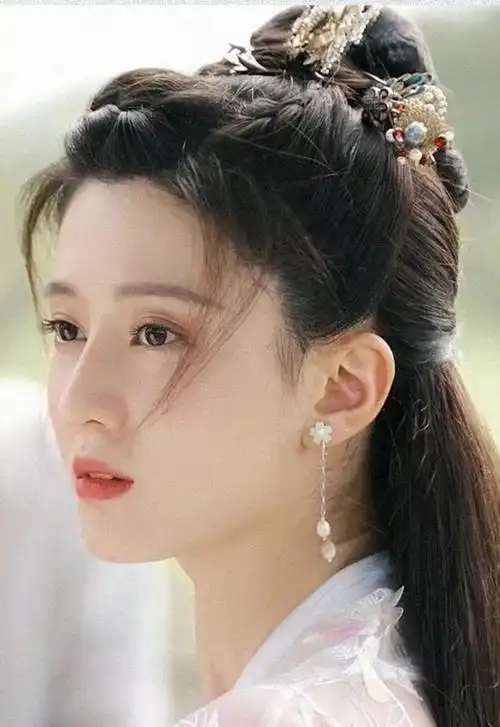 网友血书乔欣古装造型半永久究竟美在哪点