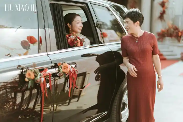 一场普通婚礼早晨接亲部分摄影师需要记录哪些镜头