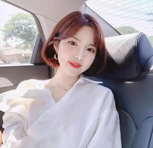 胖女孩剪什么短发好看(胖女孩的发型短发减龄)-天晟网