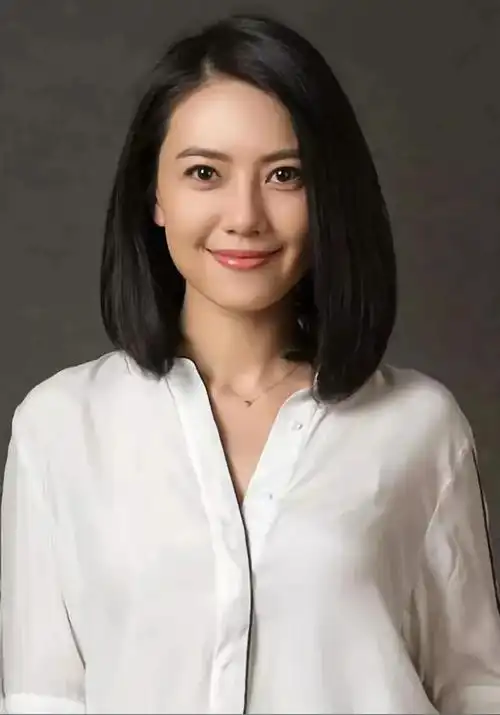 性感女神高圆圆高清写真8