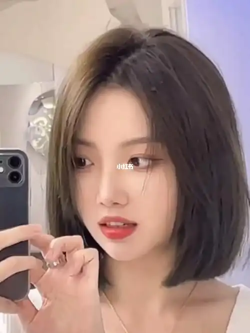 爱上一刀切短发78谁剪谁好看圆脸肉肉脸女生超显脸小78适合圆脸大