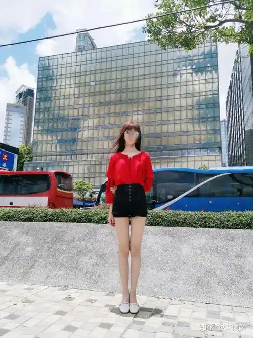 女生身高 170cm 以上是什么样的体验?