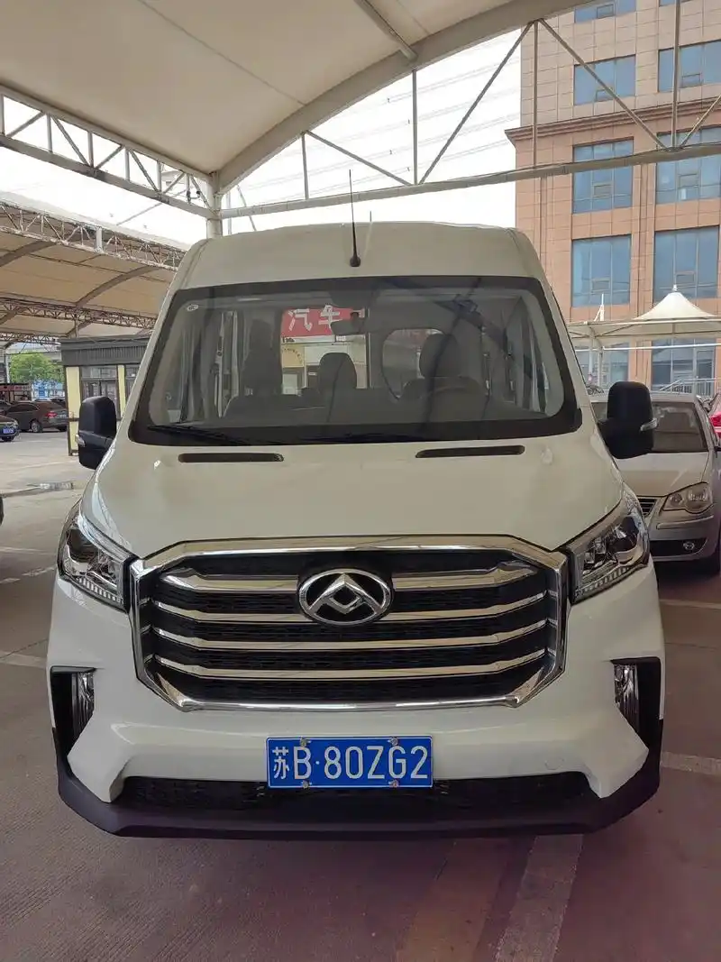 我要上热门97 #柴油车 #面包车#大通v90 新到大通v90