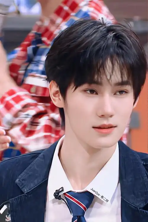 张真源 顶级浓颜ace