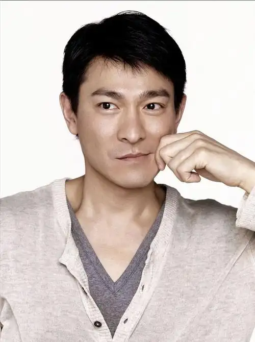 面对广告抄袭持续发酵刘德华亲自表示遗憾法律上他要担责吗